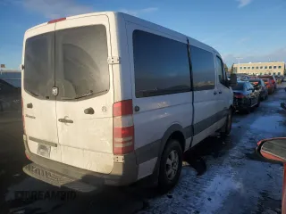 2007 Dodge Sprinter Passenger with VIN WD8PE745675180018, listed as a Copart auction lot 87104844 with Not Provided miles and Salvage Title. Bid and sale history available at carsss.com. Image 3.