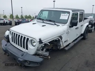 2020 Jeep Gladiator Sport S with VIN 1C6HJTAG9LL194454, listed as a IAAI auction lot 42430339 with 90,461 mi miles and . Bid and sale history available at DreamBid. Image 22.