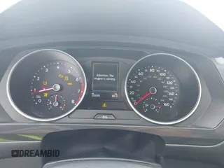 2018 Volkswagen Tiguan SEL с VIN 3VV3B7AX7JM076018, выставлен на аукционе IAAI как лот 42428029 с пробегом 70 339 миль миль и . История ставок и продаж доступна на DreamBid. Изображение 7.