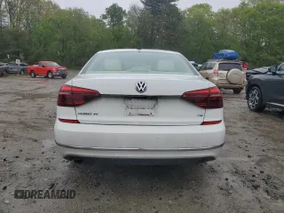 2017 Volkswagen Passat SE z VIN 1VWBT7A34HC039974, wystawiony jako Copart lot #56467785 z przebiegiem 104 996 mil mil oraz Szkoda całkowita • Salvage title. Historia ofert i sprzedaży dostępna na DreamBid. Obrazek 6.