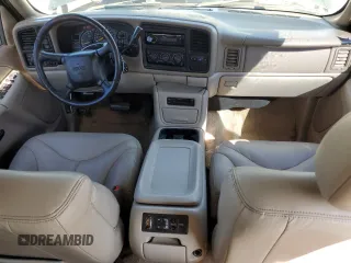 2001 GMC Yukon SLT with VIN 1GKEK13TX1J168370, listed as a Copart auction lot 50636635 with 276,374 mi miles and Salvage Title. Bid and sale history available at carsss.com. Image 8.