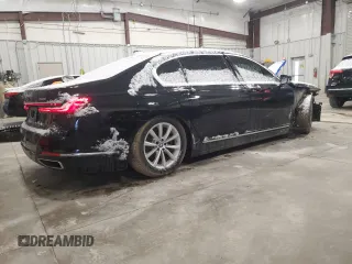 2021 BMW 7 Series 740i with VIN WBA7T2C09MCF07657, listed as a Copart auction lot 44993824 with 47,837 mi miles and Non repairable. Bid and sale history available at DreamBid. Image 3.