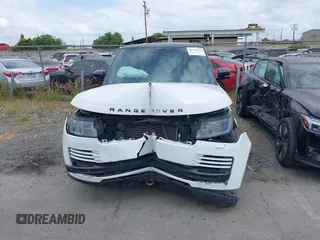 2019 Land Rover Range Rover with VIN SALGS5RE8KA550931, listed as a IAAI auction lot 41702576 with 47,568 mi miles. Bid and sale history available at carsss.com. Image 13.
