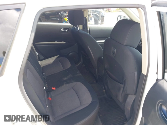 2011 Nissan Rogue SV z VIN JN8AS5MT7BW179433, wystawiony jako IAAI lot #42041364 z przebiegiem 110 197 mil mil oraz . Historia ofert i sprzedaży dostępna na DreamBid. Obrazek 8.