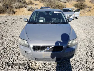 2006 Volvo V50 2.5L Turbo with VIN YV1MJ682862153532, listed as a Copart auction lot 50348355 with 115,603 mi miles and Salvage Title. Bid and sale history available at carsss.com. Image 5.