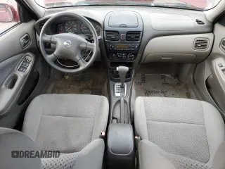 2004 Nissan Sentra S z VIN 3N1CB51D84L844255, wystawiony jako Copart lot #57725305 z przebiegiem 70 648 mil mil oraz Czysty tytuł • Clean title. Historia ofert i sprzedaży dostępna na DreamBid. Obrazek 8.
