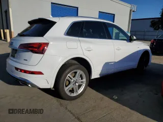 2024 Audi Q5 S line Premium with VIN WA1G2AFY0R2101708, listed as a Copart auction lot 44791195 with 7,088 mi miles and Salvage title. Bid and sale history available at DreamBid. Image 3.