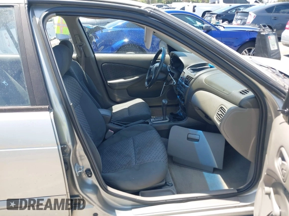 2001 Nissan Sentra GXE with VIN 3N1CB51D71L524419, listed as a IAAI auction lot 42546538 with 202,976 mi miles and . Bid and sale history available at DreamBid. Image 5.