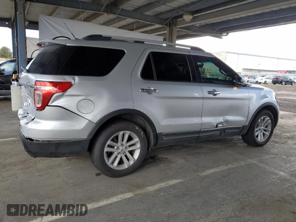2012 Ford Explorer XLT z VIN 1FMHK7D85CGA41947, wystawiony jako Copart lot #55871925 z przebiegiem 119 152 mil mil oraz Szkoda całkowita • Salvage title. Historia ofert i sprzedaży dostępna na DreamBid. Obrazek 3.
