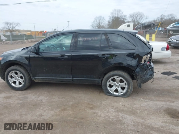 2014 Ford Edge SE with VIN 2FMDK4GCXEBB11921, listed as a IAAI auction lot 42061731 with 124,455 mi miles and . Bid and sale history available at DreamBid. Image 14.