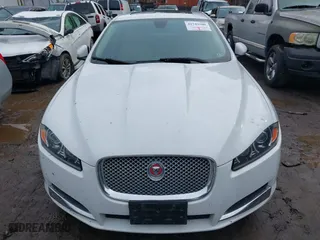 2014 Jaguar XF V6 SC with VIN SAJWJ0EF9E8U32052, listed as a IAAI auction lot 41542500 with 74,550 mi miles. Bid and sale history available at carsss.com. Image 6.