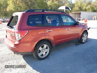 2010 Subaru Forester 2.5X Premium with VIN JF2SH6CCXAH801405, listed as a IAAI auction lot 40491255 with 176,582 mi miles. Bid and sale history available at carsss.com. Image 4.