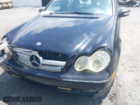 2003 Mercedes-Benz C 240 with VIN WDBRF61JX3A457198, listed as a IAAI auction lot 42380809 with 251,167 mi miles and . Bid and sale history available at DreamBid. Image 6.