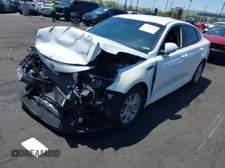 2016 Kia Optima LX z VIN 5XXGT4L37GG026140, wystawiony jako IAAI lot #42153942 z przebiegiem 128 919 mil mil oraz . Historia ofert i sprzedaży dostępna na DreamBid. Obrazek 18.