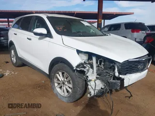 2019 Kia Sorento LX z VIN 5XYPG4A36KG611142, wystawiony jako IAAI lot #41275270 z przebiegiem 97 421 mil mil oraz . Historia ofert i sprzedaży dostępna na DreamBid. Obrazek 1.