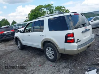 2006 Ford Explorer Eddie Bauer с VIN 1FMEU74E06UA86609, выставлен на аукционе IAAI как лот 42393808 с пробегом Не указан миль и . История ставок и продаж доступна на DreamBid. Изображение 3.