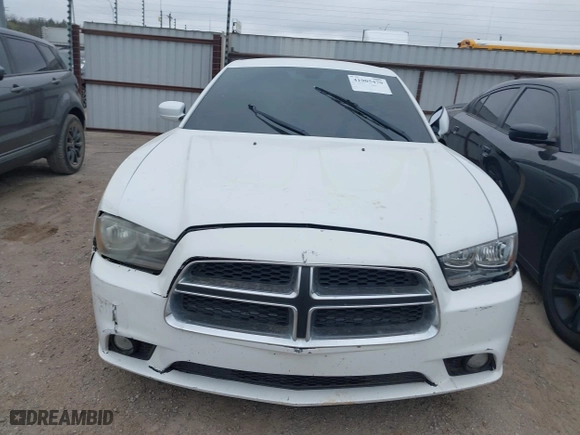 2013 Dodge Charger SXT Plus with VIN 2C3CDXHGXDH537220, listed as a IAAI auction lot 41905479 with 140,075 mi miles. Bid and sale history available at carsss.com. Image 12.