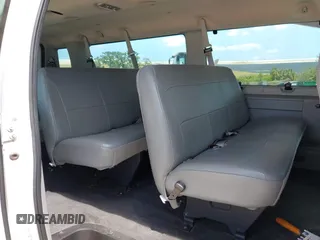 2003 Ford Econoline Passenger XL with VIN 1FBSS31L93HB99802, listed as a IAAI auction lot 42137197 with 56,656 mi miles. Bid and sale history available at carsss.com. Image 8.