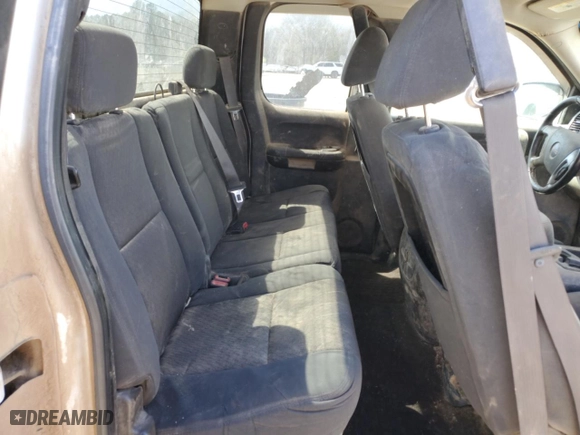2009 GMC Sierra 1500 SLE with VIN 2GTEK290391127177, listed as a Copart auction lot 49783205 with 302,869 mi miles and Clean Title. Bid and sale history available at carsss.com. Image 10.
