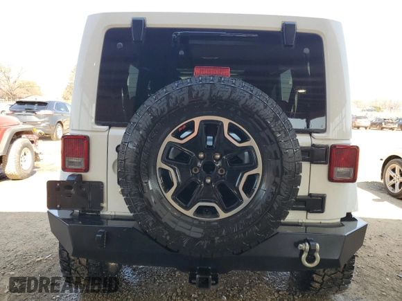 2015 Jeep Wrangler Unlimited Sahara with VIN 1C4BJWEG2FL561032, listed as a Copart auction lot 48885885 with 92,073 mi miles and Salvage Title. Bid and sale history available at carsss.com. Image 6.
