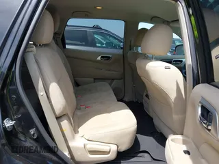 2016 Nissan Pathfinder Platinum with VIN 5N1AR2MM3GC610255, listed as a IAAI auction lot 42431509 with 118,167 mi miles and . Bid and sale history available at DreamBid. Image 8.