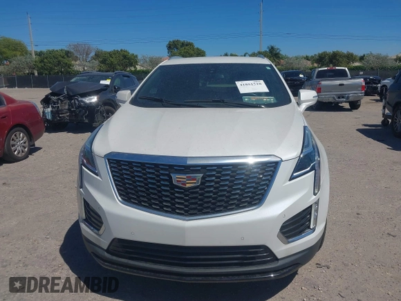 2021 Cadillac XT5 FWD Luxury with VIN 1GYKNAR48MZ149757, listed as a IAAI auction lot 41851510 with 37,607 mi miles. Bid and sale history available at carsss.com. Image 6.
