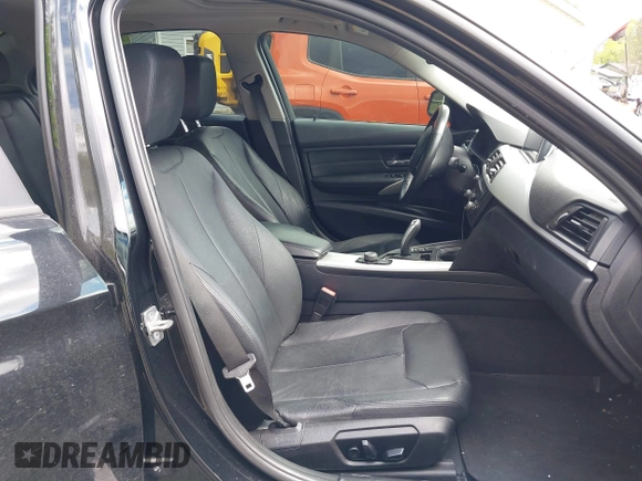 2013 BMW 3 Series 328i xDrive with VIN WBA3B3C59DF543640, listed as a IAAI auction lot 42208779 with 183,737 mi miles and . Bid and sale history available at DreamBid. Image 5.