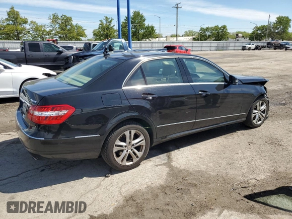 2010 Mercedes-Benz E 350 Luxury z VIN WDDHF8HB9AA102775, wystawiony jako Copart lot #54841885 z przebiegiem 124 106 mil mil oraz Szkoda całkowita • Salvage title. Historia ofert i sprzedaży dostępna na DreamBid. Obrazek 3.