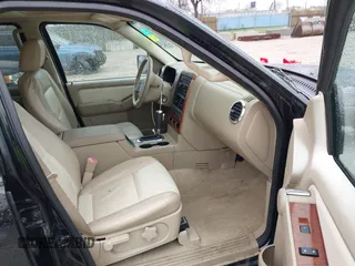 2008 Ford Explorer Eddie Bauer z VIN 1FMEU74898UA65738, wystawiony jako IAAI lot #42128794 z przebiegiem 191 042 mil mil oraz . Historia ofert i sprzedaży dostępna na DreamBid. Obrazek 5.