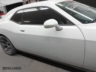 2019 Dodge Challenger R/T with VIN 2C3CDZBT5KH573606, listed as a IAAI auction lot 41372154 with 111,493 mi miles. Bid and sale history available at carsss.com. Image 13.