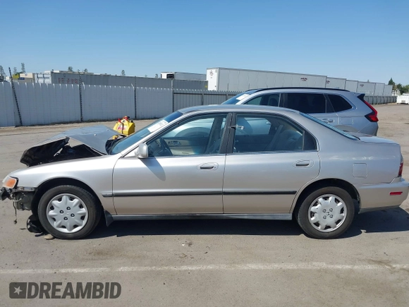 1997 Honda Accord LX with VIN 1HGCD5635VA207079, listed as a IAAI auction lot 42599112 with 267,085 mi miles and . Bid and sale history available at DreamBid. Image 15.