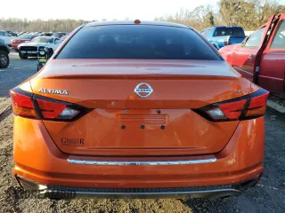 2020 Nissan Altima 2.5 SR with VIN 1N4BL4CV3LC117319, listed as a Copart auction lot 83410964 with 99,738 mi miles and Salvage Title. Bid and sale history available at carsss.com. Image 6.