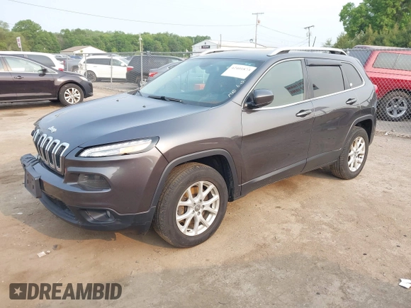 2017 Jeep Cherokee Latitude z VIN 1C4PJMCB8HW563256, wystawiony jako IAAI lot #42401873 z przebiegiem 258 934 mil mil oraz . Historia ofert i sprzedaży dostępna na DreamBid. Obrazek 18.