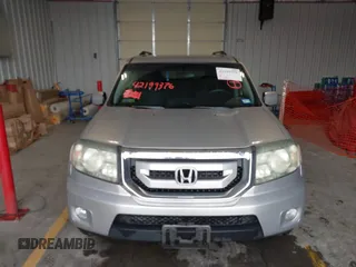 2011 Honda Pilot EX with VIN 5FNYF3H44BB022324, listed as a IAAI auction lot 42199376 with 277,735 mi miles and . Bid and sale history available at carsss.com. Image 6.