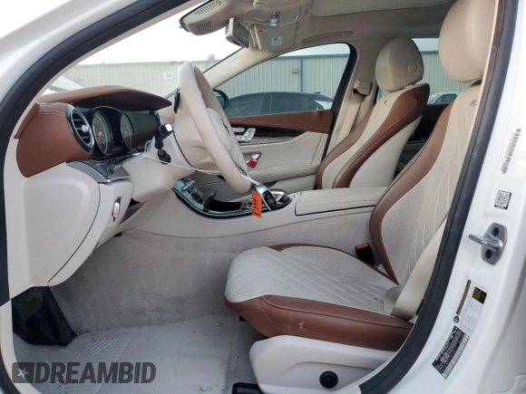 2019 Mercedes-Benz E-Class E 300 with VIN WDDZF4JB1KA512012, listed as a Copart auction lot 46902445 with 59,090 mi miles and Salvage Title. Bid and sale history available at carsss.com. Image 7.