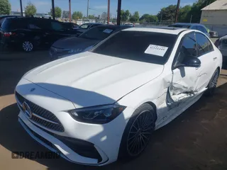 2022 Mercedes-Benz C 300 z VIN W1KAF4GB4NR056209, wystawiony jako IAAI lot #42111449 z przebiegiem 21 545 mil mil oraz . Historia ofert i sprzedaży dostępna na DreamBid. Obrazek 2.