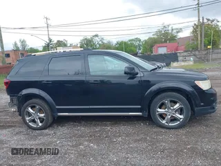 2017 Dodge Journey Crossroad Plus with VIN 3C4PDDGG9HT644401, listed as a IAAI auction lot 42333878 with 146,108 mi miles and . Bid and sale history available at DreamBid. Image 13.