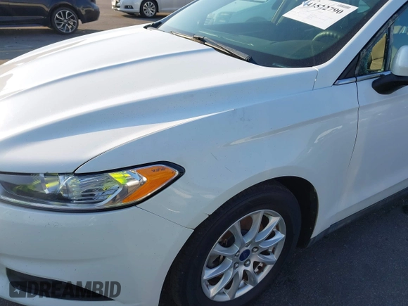 2016 Ford Fusion S with VIN 1FA6P0G79G5112887, listed as a IAAI auction lot 41522790 with 164,747 mi miles. Bid and sale history available at carsss.com. Image 6.