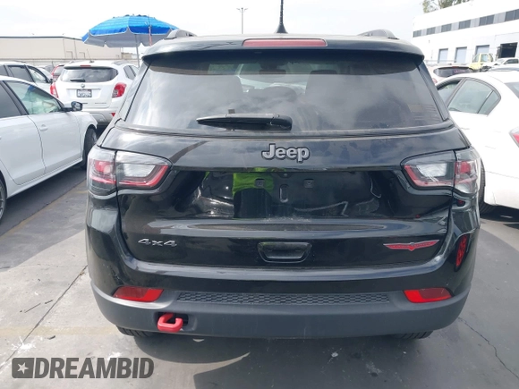 2022 Jeep Compass Trailhawk с VIN 3C4NJDDB1NT227990, выставлен на аукционе IAAI как лот 42574077 с пробегом Не указан миль и . История ставок и продаж доступна на DreamBid. Изображение 17.