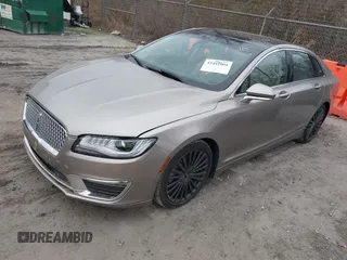2018 Lincoln MKZ Hybrid Reserve z VIN 3LN6L5MU2JR602228, wystawiony jako IAAI lot #41441004 z przebiegiem 71 047 mil mil oraz . Historia ofert i sprzedaży dostępna na DreamBid. Obrazek 17.