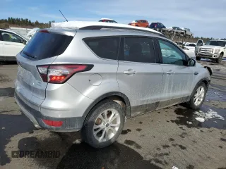 2017 Ford Escape SE with VIN 1FMCU0G97HUE30341, listed as a Copart auction lot 45556555 with 84,152 mi miles and Salvage Title. Bid and sale history available at DreamBid. Image 3.