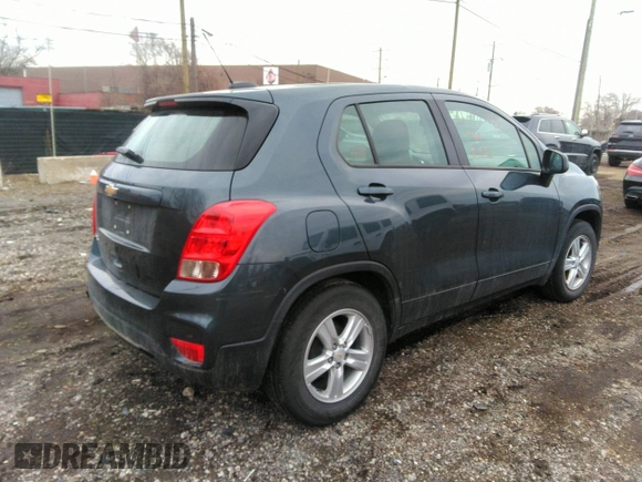 2021 Chevrolet Trax LS z VIN KL7CJKSB0MB322634, wystawiony jako IAAI lot #41705778 z przebiegiem 31 166 mil mil oraz . Historia ofert i sprzedaży dostępna na DreamBid. Obrazek 4.