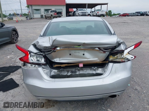 2016 Nissan Maxima SR with VIN 1N4AA6AP8GC407031, listed as a IAAI auction lot 42453395 with 204,155 mi miles and . Bid and sale history available at DreamBid. Image 6.