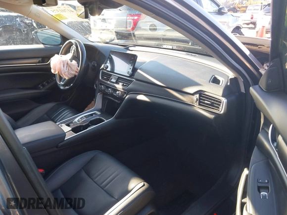 2022 Honda Accord Touring with VIN 1HGCV3F96NA011657, listed as a IAAI auction lot 41701375 with 13,681 mi miles and . Bid and sale history available at DreamBid. Image 5.