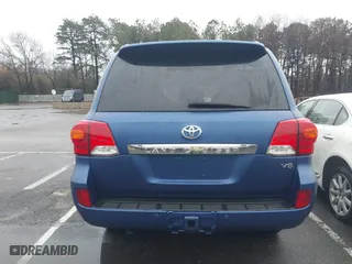 2015 Toyota Land Cruiser with VIN JTMHY7AJXF4032502, listed as a IAAI auction lot 41821254 with 116,722 mi miles. Bid and sale history available at carsss.com. Image 16.