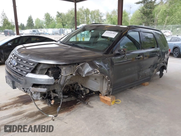 2017 Ford Explorer XLT с VIN 1FM5K8D87HGC06235, выставлен на аукционе IAAI как лот 42218384 с пробегом 191 635 миль миль и . История ставок и продаж доступна на DreamBid. Изображение 18.