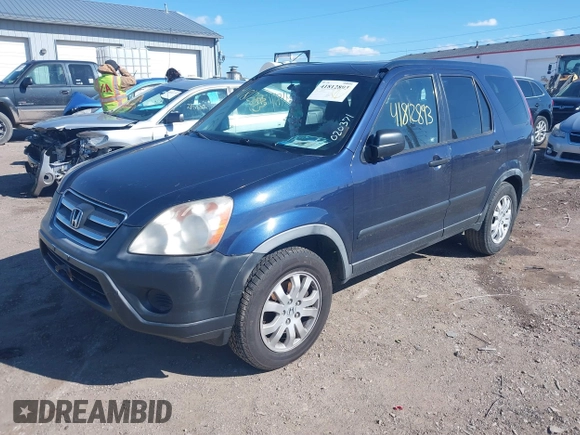 2006 Honda CR-V EX with VIN JHLRD78806C020371, listed as a IAAI auction lot 41812893 with 282,171 mi miles and . Bid and sale history available at carsss.com. Image 17.
