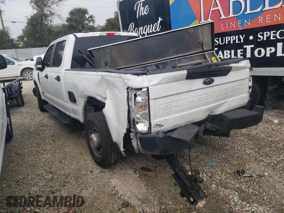 2020 Ford F-250 XL with VIN 1FT7W2AT5LEC17200, listed as a Copart auction lot 42609485 with 107,209 mi miles and Non repairable. Bid and sale history available at DreamBid. Image 2.
