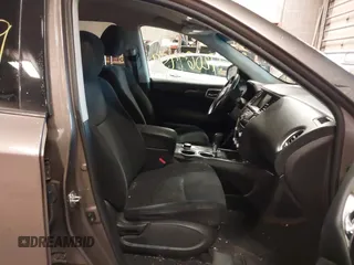 2014 Nissan Pathfinder S with VIN 5N1AR2MM7EC601720, listed as a IAAI auction lot 42067759 with 114,910 mi miles and . Bid and sale history available at DreamBid. Image 5.