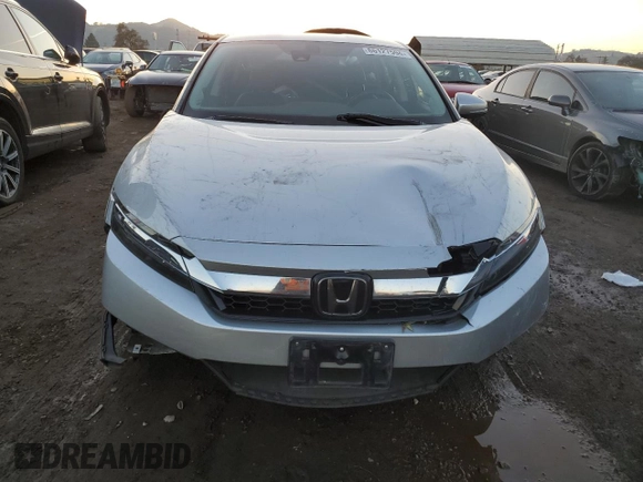 2018 Honda Clarity Plug-In Hybrid Touring with VIN JHMZC5F31JC006417, listed as a Copart auction lot 86127594 with Not Provided miles and Salvage Title. Bid and sale history available at carsss.com. Image 5.